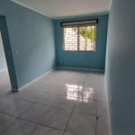 Excelente apartamento Térreo, com 01 dormitório, living estar e jantar, cozinha, banheiro social, área de serviço, gradil.    &lt;BR&gt;&lt;BR&gt;Condomínio com salão de festas, churrasqueira, quadra 