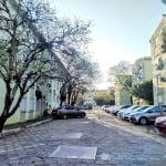 Apartamento 03 dormitórios, térreo, entrada e acesso totalmente planos, 60m² privativos - 01 vaga rotativa.    &lt;BR&gt; &lt;BR&gt;Apartamento térreo, 03 dormitórios, amplo living com sala em L, cozi