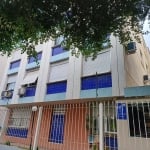 Apartamento com 58,94 m² e dois dormitórios.&lt;BR&gt;Banheiro, cozinha com área de serviço separada.&lt;BR&gt;Sala de estar e jantar.&lt;BR&gt;Localizado no subsolo.&lt;BR&gt;Reformado e pintado.&lt;