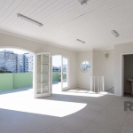 Ótimo apartamento de cobertura com 160m² privativos no Cristal.&lt;BR&gt;&lt;BR&gt;O apartamento possui uma ampla Área  de 160m², localizada no bairro Cristal, que oferece uma vista deslumbrante para 