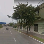 Loja na av. Teresópolis, na parte nobre do comércio, ao lado de agências bancárias, supermercados, farmácias e todos os recursos viários.