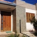 Casa com 3 quartos, sendo 1 suíte. Garagem. Bairro nonoai.&lt;BR&gt;casa 3 dormitórios com suite, living 2 ambientes, cozinha com churrasqueira, banheiro social, salão de festas, área de serviço,  ban