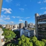 COBERTURA DUPLEX ANDAR INTEIRO 640 m2 privativos. &lt;BR&gt;&lt;BR&gt;* valor de venda R$ 4.500.000,00 (estuda proposta)&lt;BR&gt;&lt;BR&gt;5 Dormitórios&lt;BR&gt;2 Suítes&lt;BR&gt;AMPLOSALAO COM CHUR