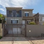 Casa localizada no bairro Protásio Alves, com 280m². Imóvel com 3 dormitórios, sendo 1 suíte com sacada, living, sala de estar e sala de jantar, cozinha americana com armários, 4 banheiros , área de s