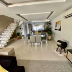 vende espetacular casa semimobiliada em uma das melhores regiões da zona sul de Porto Alegre, bairro Aberta dos Morros. Imóvel com 3 dormitórios, sendo 1 suíte master com closet, banheiro duplo e magn