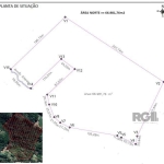 Propriedade com uma área de 66.981,76m2 ou 6,69 ha, localizada no bairro Belém Velho e posicionada entre a avenida Oscar Pereira e a Estrada Afonso Loureiro Mariante.  Vegetação predominante de eucali