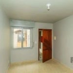 Apartamento localizado na Rua Doutor Caio Brandão de Mello, no bairro Humaitá, em Porto Alegre. Com uma área privativa de 48m², este imóvel é ideal para quem busca conforto e praticidade. &lt;BR&gt;O 