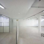 Casa em excelente ponto comercial para vender no bairro Higienópolis! 7 salas, 500m² de área privativa,  8 vagas  divisórias, vitrine, pátio, 7 banheiros, ar condicionado split....&lt;BR&gt;&lt;BR&gt;