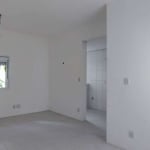 Apartamento NOVO, nunca habitado, um lance de escada, ventilação direta em todos os cômodos. De fundos, silencioso e privado. Praticidade e agilidade para o seu dia a dia, região central, com todos os