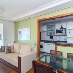 Lindo apartamento semimobiliado de 01 dormitório, living, churrasqueira, cozinha americana, sacada fechada e banho social. Prédio conta com portaria 24h, elevador, gás central e espaço gourmet. Situad