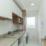 Apartamento semi-mobiliado para alugar na Rua Sapê, em Porto Alegre. Com 55 m² de área privativa, imóvel com 2 dormitórios com armários, sendo 1 suíte, banheiro com box e armários, cozinha com armário