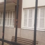 Apartamento no bairro Santana. São 68 m² divididos em dois dormitórios , sala ampla , banheiro, cozinha e área de serviço churrasqueira. Imóvel de frente . Muito iluminado e privilegiado na localizaçã