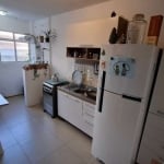 Apartamento 2 dormitórios, amplo 83 metros quadrados privativos, junto ao Parque Germânia, living grande dois ambientes, banheiro social com chuveiro à gás, cozinha ampla e área de serviço integrada. 