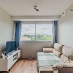 Ótimo apartamento com 49m² de área privativa no bairro Vila Nova! O imóvel é composto por espaçoso living para dois ambientes, 2 dormitórios, banheiro social, cozinha, área de serviço integrada e 1 va