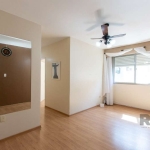 Apartamento semi mobiliado  na Rua Doutor Campos Velho, fácil acesso a Av. Nonoai e Av. Cavalhada. Com 70 m de área privativa, imóvel com 3 dormitórios com armários, living iluminado, com ventilador d