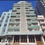 Studio mobiliado de 28m² no Centro Histórico , ampla com dormitório e estar , banheiro, cozinha. ótimo prédio, com lavanderia, serviço de camareira,, salão de festas, piscina e portaria inteligente. E