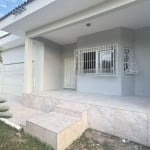 Casa com 3 dormitórios, no Bairro Passo das Pedras, com ótima localização.