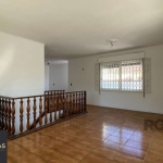 CASA COM 5 DORMITÓRIOS, ESPAÇO PARA FESTAS E PEÇAS AMPLAS PRÓXIMO AO IGUATEMI