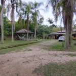 Sitio à venda no Lami, com 2 casas térreas, com 4 quartos cada uma