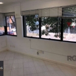 Excelente sala comercial. 2 salas muito espaçosas e uma meno