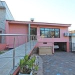 Casa para Venda - 500m², 5 dormitórios, sendo 2 suites, 5 vagas - Menino Deus