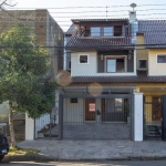 Casa para Venda - 300m², 5 dormitórios, sendo 1 suites, 4 vagas - Portal do Guar