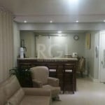 APARTAMENTO SEMI MOBILIADO 3 DORMITÓRIOS, 1 VAGA NO CENTRO HISTÓRICO EM PORTO ALEGRE.&lt;BR&gt;Oportunidade única no Centro Histórico!&lt;BR&gt;Apartamento impecável, na Jerônimo Coelho, de frente, co