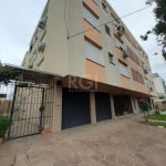 Apartamento 1 dormitório, Térreo, com 40 m² de área privativa, Living amplo para 02 ambientes,  01 Banho Social, Cozinha, Área de Serviço com Pátio. &lt;BR&gt;Prédio com Porteiro Eletrônico, faxineira