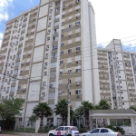 Apartamento Mobiliado localizado no bairro Jardim Itú Sabara com 60m². Imóvel com 03 dormitórios, sendo 01 suíte, sala de estar/jantar, cozinha, 02 banheiros,  área de serviço e pisos em laminado. Imó