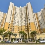 Vende-se apartamento de 3 dormitórios, sendo 1 suíte com vista perene, living em 2 ambientes, banheiro social, copa e cozinha, área de serviço separada e 1 vaga de garagem.&lt;BR&gt;Prédio possui elev