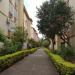 Apartamento no bairro Menino Deus em porto Alegre! 2 dormitórios, living, banheiro social, cozinha e área de serviço. Excelente localização, ensolarado, semi- mobiliado, reformado, 1 lance de escadas,