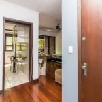 Apartamento mobiliado localizado no bairro Cristo Redentor, com 65,91 m² no 2º andar, frente. Imóvel com 02 dormitórios, sala de estar/jantar, cozinha completa, banheiro com box em vidro temperado, ár