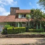 Casa para Venda - 352m², 5 dormitórios, sendo 1 suites, 4 vagas - Rubem Berta - Casa diferenciada, 05 dormitórios ou quatro e gabinete, varanda,hall de entrada, lavabo, sala de estar, sala de jantar, 