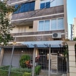 Impecável  apartamento no Jardim Botânico de 2 quartos com dependência transformada em close e banheiro auxiliar,   banheiro social c/ iluminação direta, amplo living para 2 ambientes com sacadão, coz