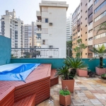 Ótima cobertura duplex, no bairro Rio Branco, andar alto, com 203m² privativos, de 3 dormitórios e 2 vagas. Possui no andar inferior: amplo living para 2 ambientes com rebaixe em gesso e sacada integr