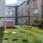 APARTAMENTO 2 dormitórios - 46,25 m² área privativa- Bairro Santa Teresa - living (piso frio) cozinha (sob medida), área de serviço banheiro social (box de vidro). No Segundo andar. 1 lance de escada.