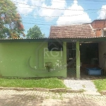 Vende-se linda casa com 2 dormitórios, sala, cozinha, 2 banheiros, garagem para 1 carro, mais um anexo com 2 dormitórios, 1 banheiro, sala, cozinha lateral da casa principal com churrasqueira. Agende 