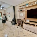 Casa 2 dormitórios, 1 vaga de garagem, no bairro Vila Nova, Porto Alegre/RS       &lt;BR&gt;&lt;BR&gt;Excelente casa no Bairro Vila Nova, no  primeiro pavimento um amplo living com lareira, cozinha mo