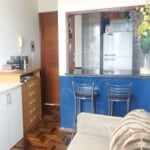 Ótimo apartamento de 1 dormitório, sala, cozinha americana, área de serviço e 1 vaga de garagem. Próximo a parada de ônibus e lotações. Agende já sua visita!!