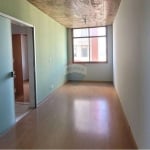 Apartamento tipo estúdio - 1 quarto, com 1 vaga, elevador, linda vista, em ótima localização, no Colégio Batista!