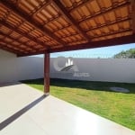 Casa à venda com porcelanato 03 quartos, espaço Gourmet, fachada moderna em Aparecida de Goiânia,