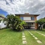 Casa à venda no Golf Quatro Rodas, Salvador: 4 suítes, home office, energia solar, área gourmet, 270m², condomínio fechado com piscina, lazer completo