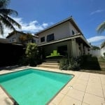 Casa à Venda no Condomínio Intervilas – Buraquinho, Lauro de Freitas, 220m², 3/4, 1 Suíte, Piscina, Área Gourmet, R$ 980.000,00 Oportunidade!