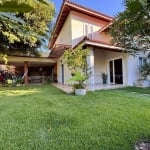 Excelente Casa à Venda em Buraquinho, Lauro de Freitas, 4 /4, 3 Suítes, Energia Solar, Quintal Amplo, Área Gourmet. R$ 1.150.000,00