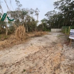 Terreno Limpo e Demarcado a 3 Quadras do Asfalto no Balneário Uirapuru - Pronto para Construir!