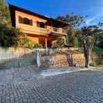 Casa à venda, 4 quartos, 2 vagas, Quinta da Barra - Teresópolis/RJ