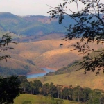 Terreno de 1.340m² em condomínio à venda em Piracaia-SP: sua oportunidade de construir seu sonho!