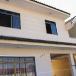 Sobrado com 4 dormitórios à venda, 260 m² por R$ 1.097.114,04 - Pineville - Pinhais/PR