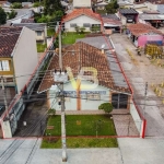 TERRENO de 804M2, 2 casas386m2 averbados!!  IDEAL para EMPREENDIENTO, por R$960.000,00 em Pinhais/P