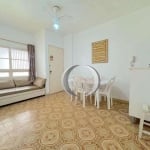 Apartamento na Pitangueiras, 1 quadra da praia